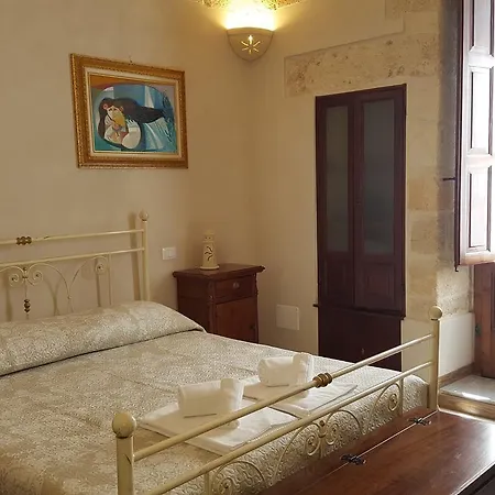 Oda ve Kahvaltı Torres 4*